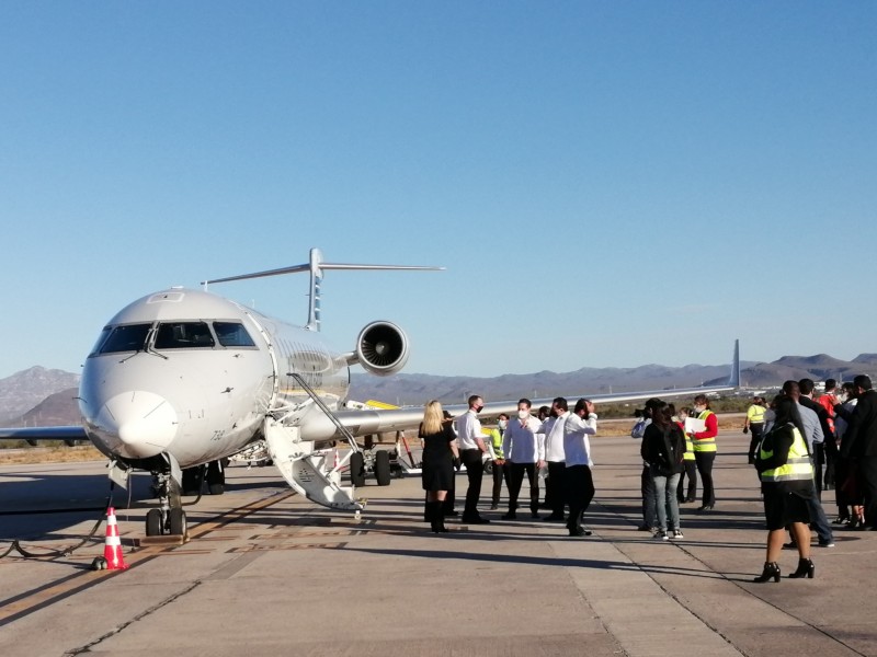 Inauguran vuelo Phoenix-La Paz