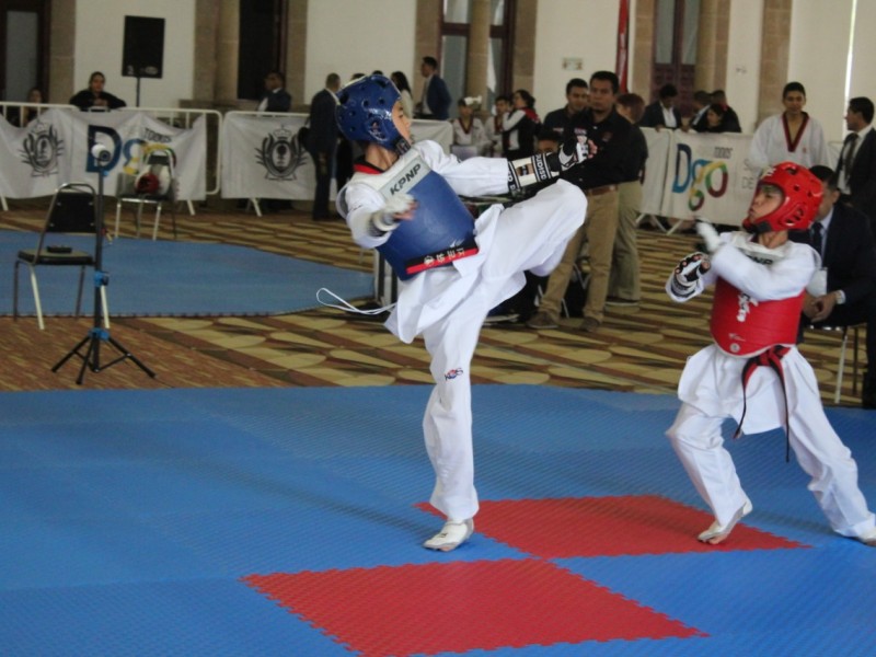 Inauguraron el Campeonato Nacional de Taekwondo