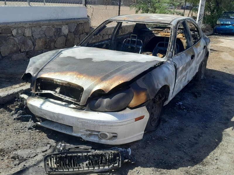 Incendian vehículo en El Choyal y El Mariachi