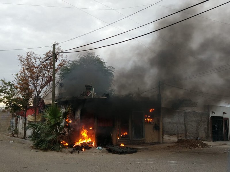 Incendian vivienda en La Caridad