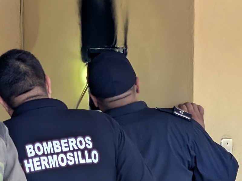 Incendio cerca de guardería moviliza a bomberos