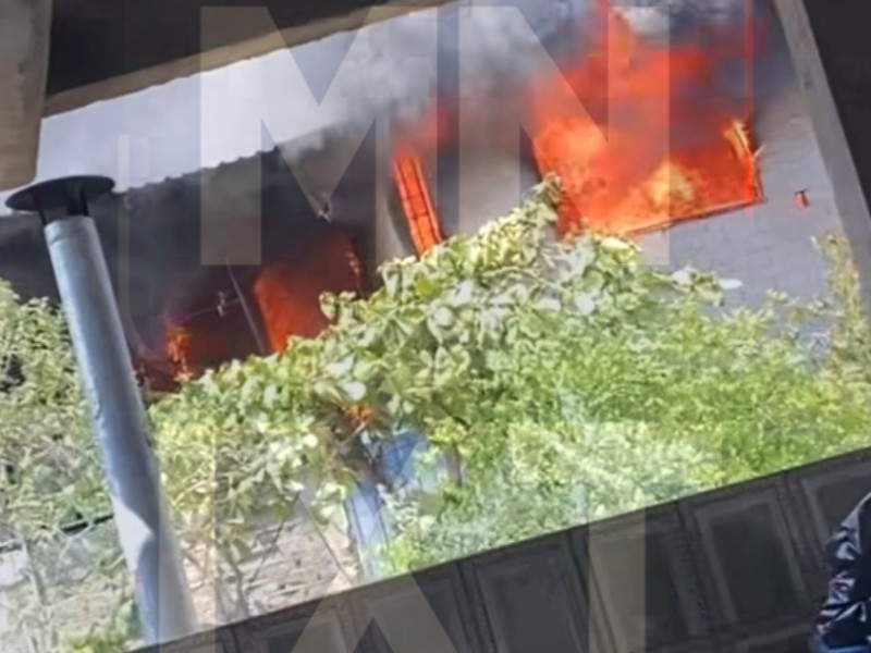 Incendio consume vivienda en colonia La Esperanza | Meganoticias