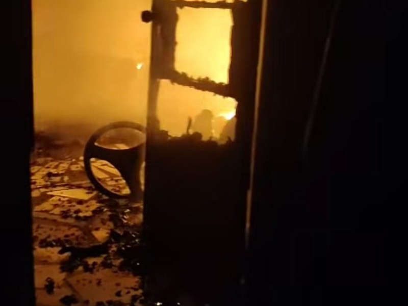 Incendio devasta viviendas en la colonia Lagunitas de Cabo San Lucas