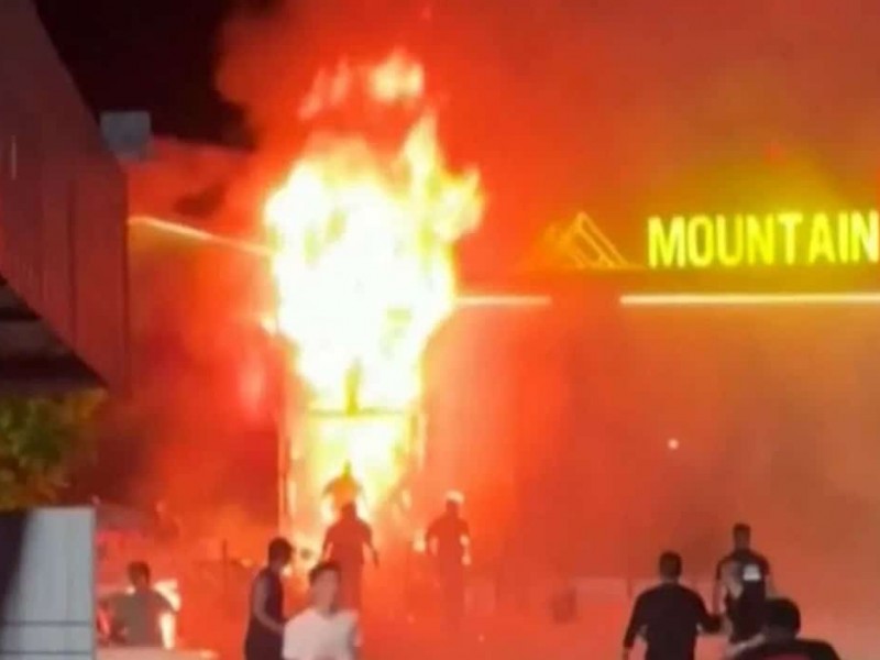 Incendio en discoteca de Tailandia deja 14 muertos
