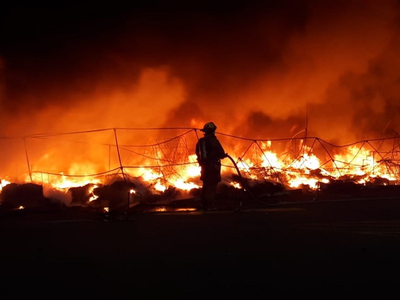 Incendió en Expo Zapatera deja pérdidas millonarias.