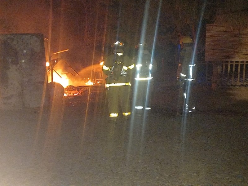 Incendio en la sindicatura del Burrión deja solo daños materiales