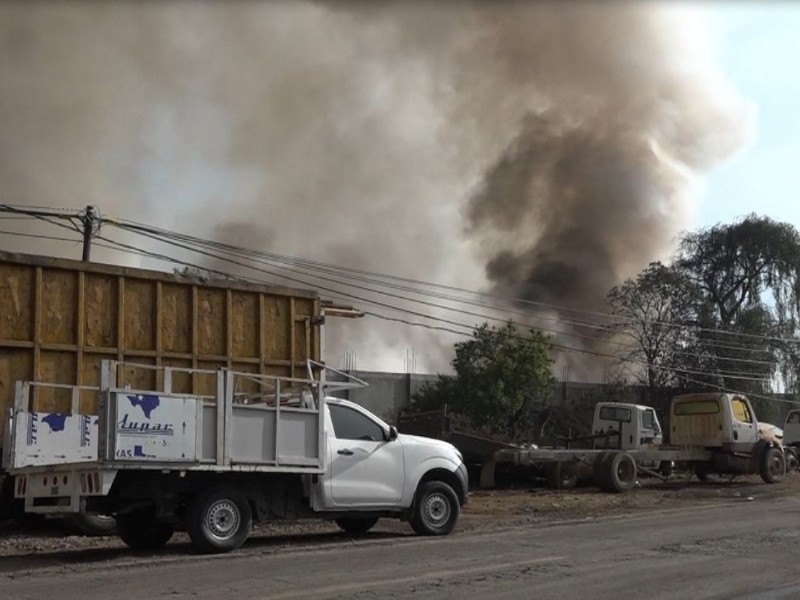 Incendio en Xonacatlán por negligencia ambiental, señalan expertos
