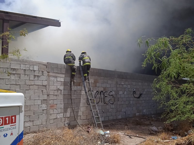 Incendios y cortes eléctricos saldo de tolvanera