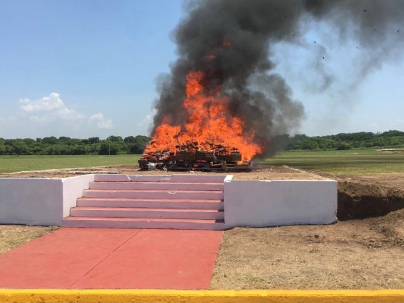 Incineran droga decomisada en Veracruz