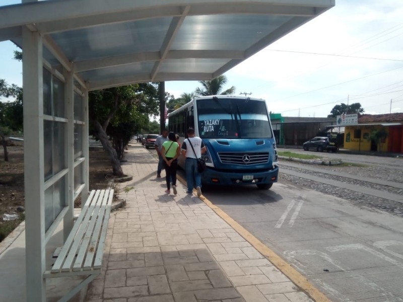 Inconformidad ante condiciones del transporte de Coquimatlán