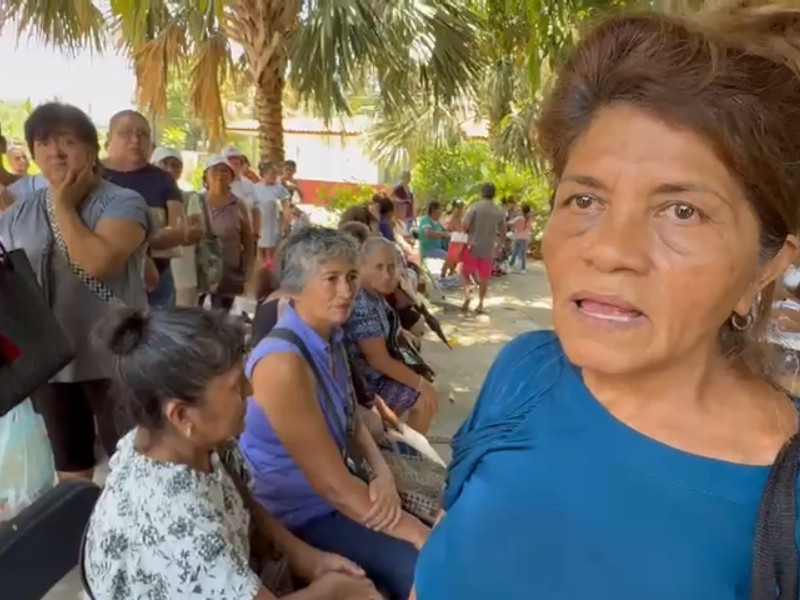 Inconformidad por falta de fichas en programa “Mujeres Bienestar”