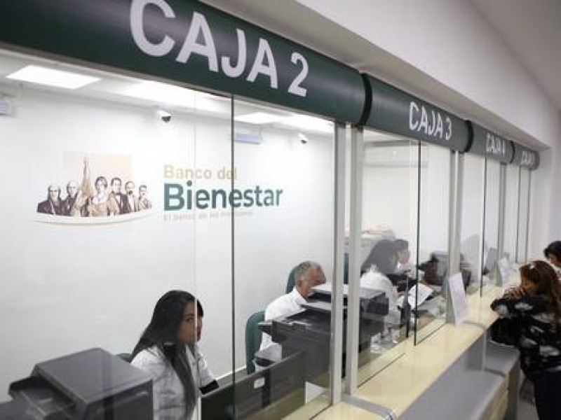 ¡Increíble! Roban computadoras del Banco del Bienestar