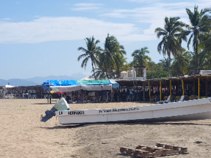 Incrementa afluencia de avituristas en Barra de Potosí