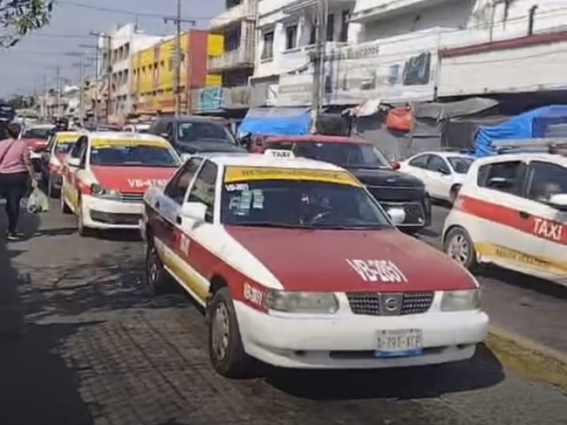 Incrementa el movimiento de automóviles en Veracruz