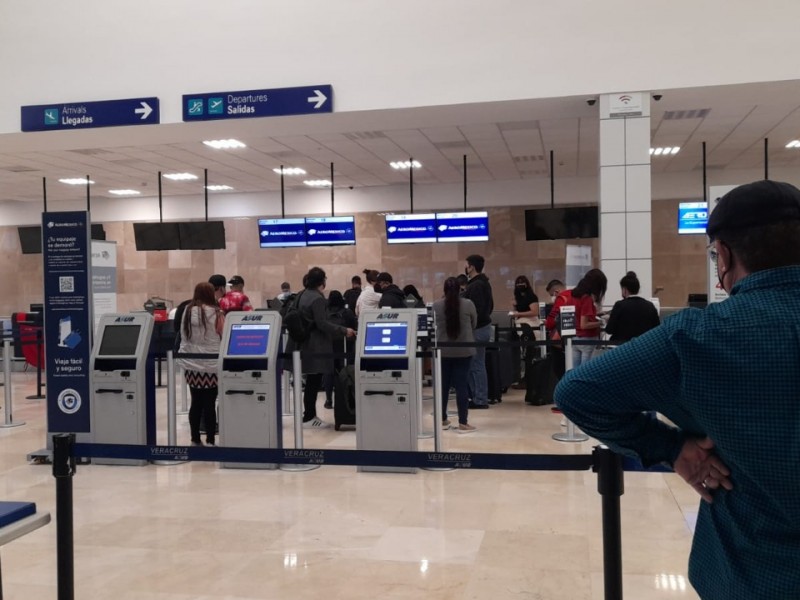 Incrementa el movimiento de pasajeros en aeropuerto de Veracruz