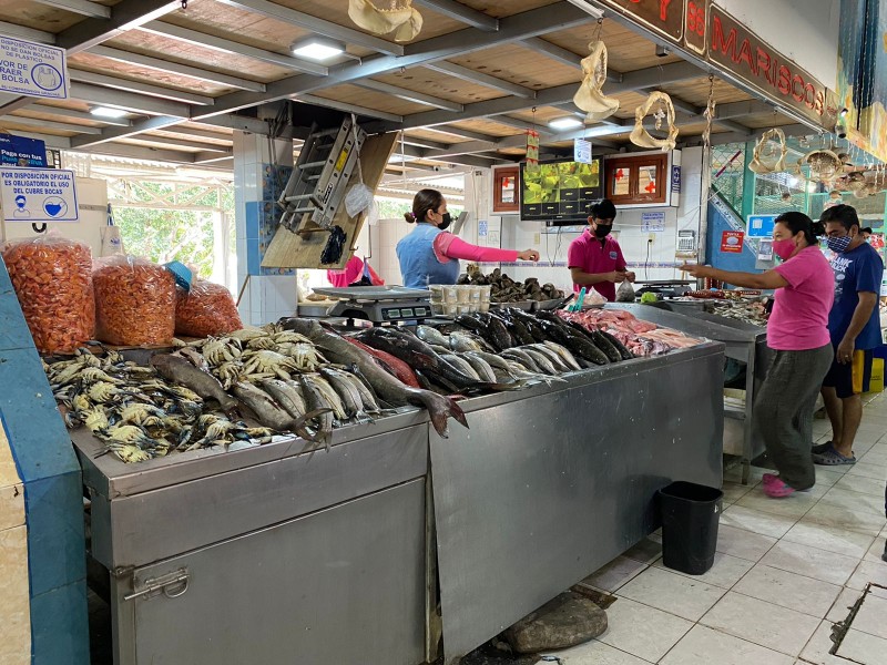 Incrementa hasta 30% precio de mariscos en mercados de Tuxtla