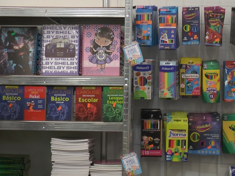 Incrementa la competencia entre papelerías tras próximo regreso a clases