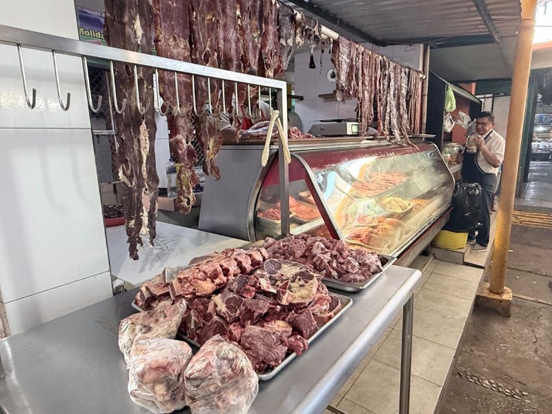 Incrementa precio de la carne en Zihuatanejo, señalan amas de casa Incrementa precio de la carne en Zihuatanejo, señalan amas de casa