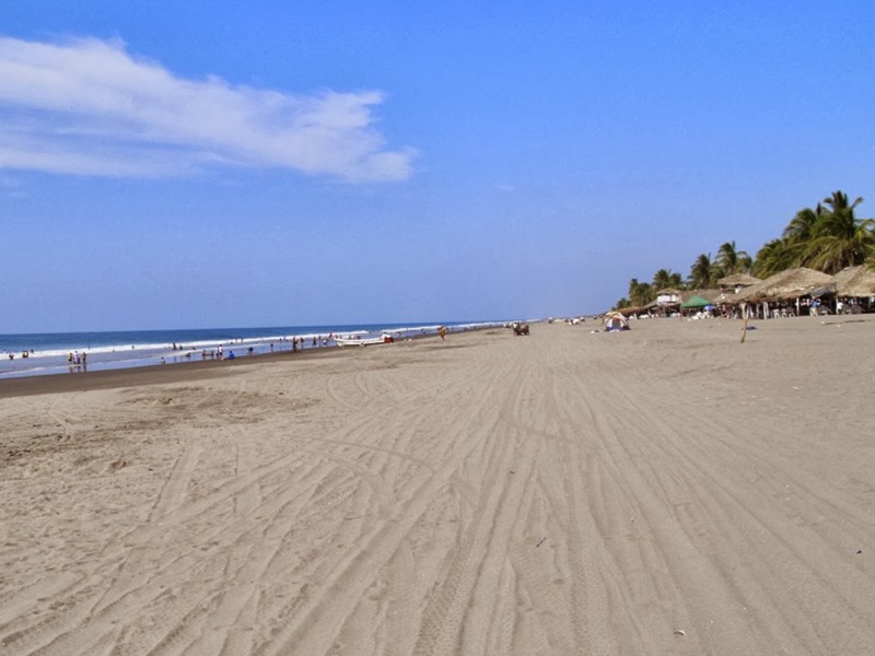 Incrementa turismo de playa en Chiapas