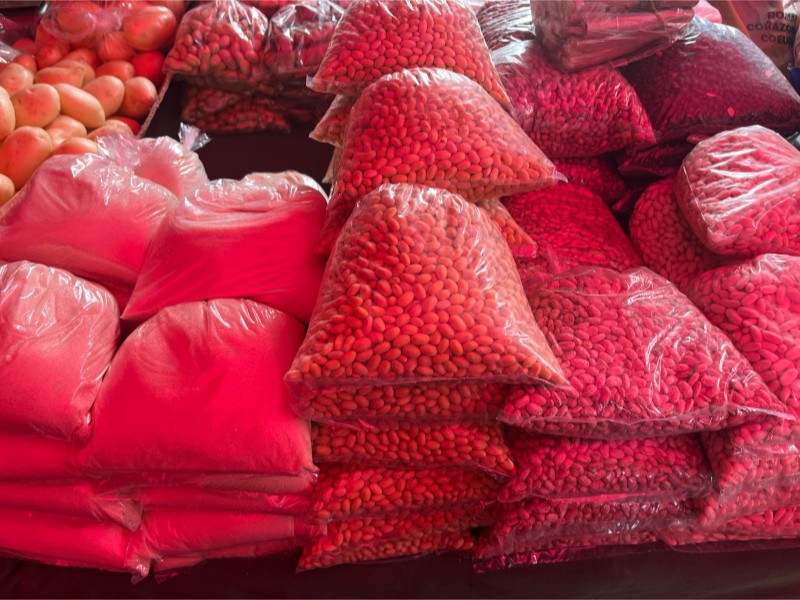 Incrementan precios de la canasta básica en tianguis de León