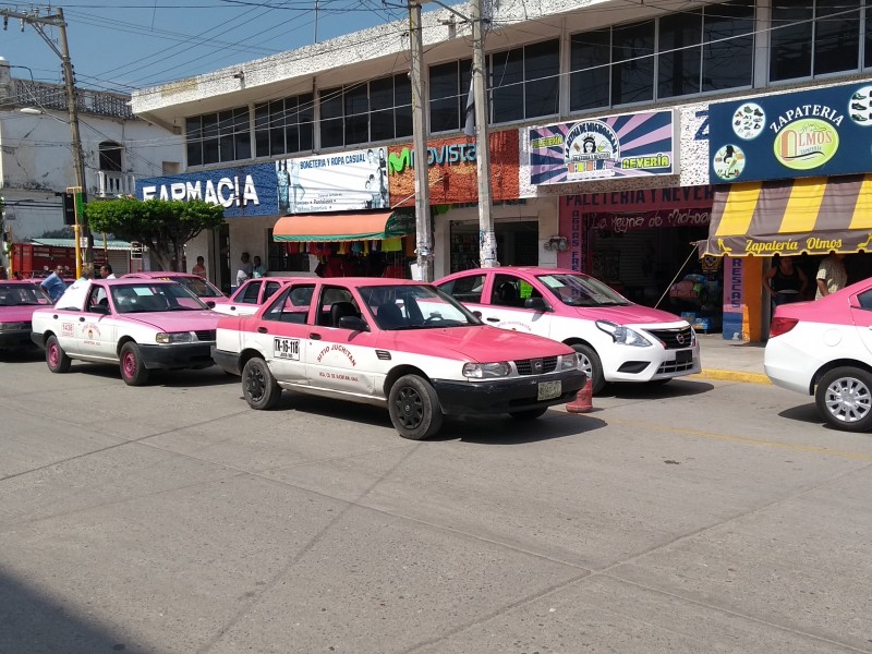 Incrementan tarifas de taxis en Juchitán
