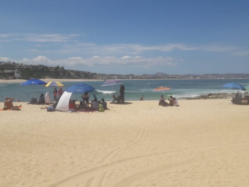 Incrementa recolección de basura en playas del municipio