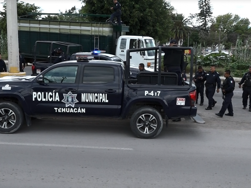 Incumplen pago de horas extras a policías municipales