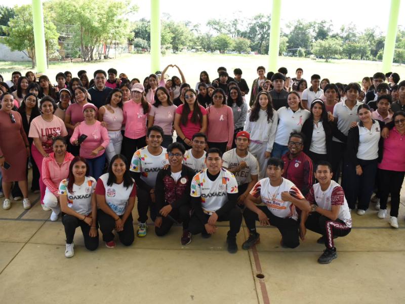 INDEPORTE promueve la actividad física contra el cáncer de mama en Cuilápam