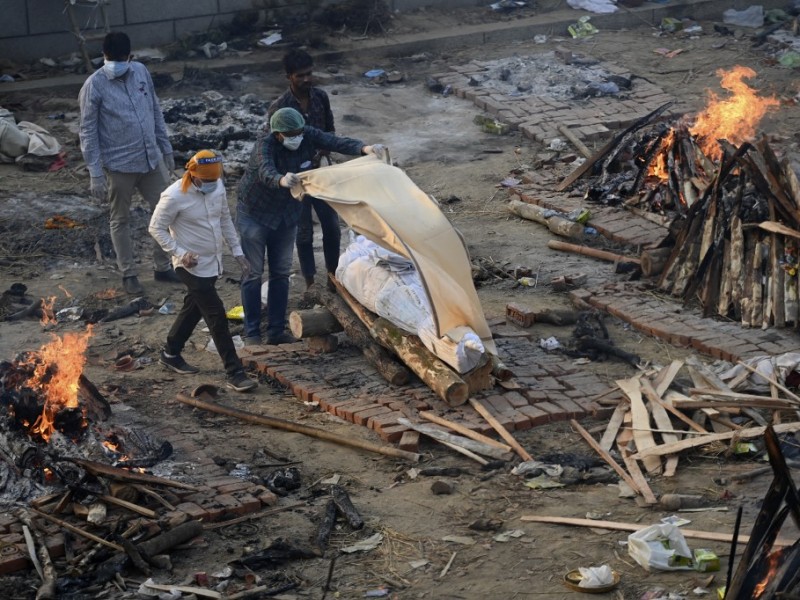 India: Mueren 115 personas cada hora en promedio por Covid-19