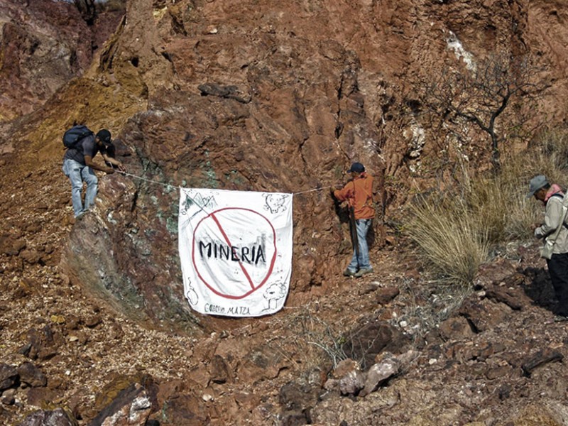 Indígenas Chimalapas acusan a Adelfo Regino de apoyar a mineras