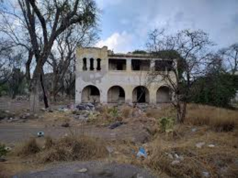 Indigentes, drogadictos y prostitutas en los bungalows de Peñafiel