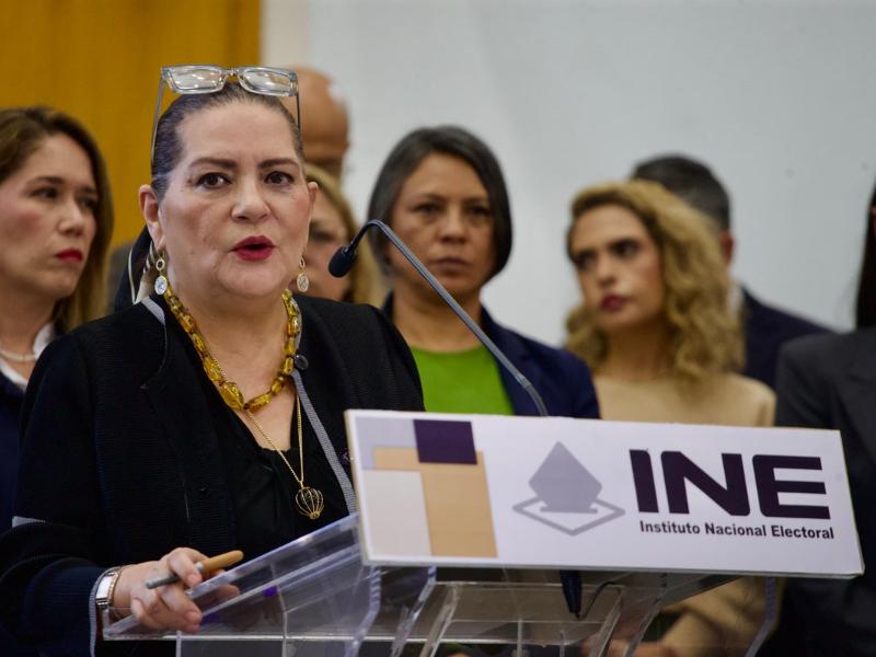 INE bajo la lupa: Sheinbaum exige auditorías y 