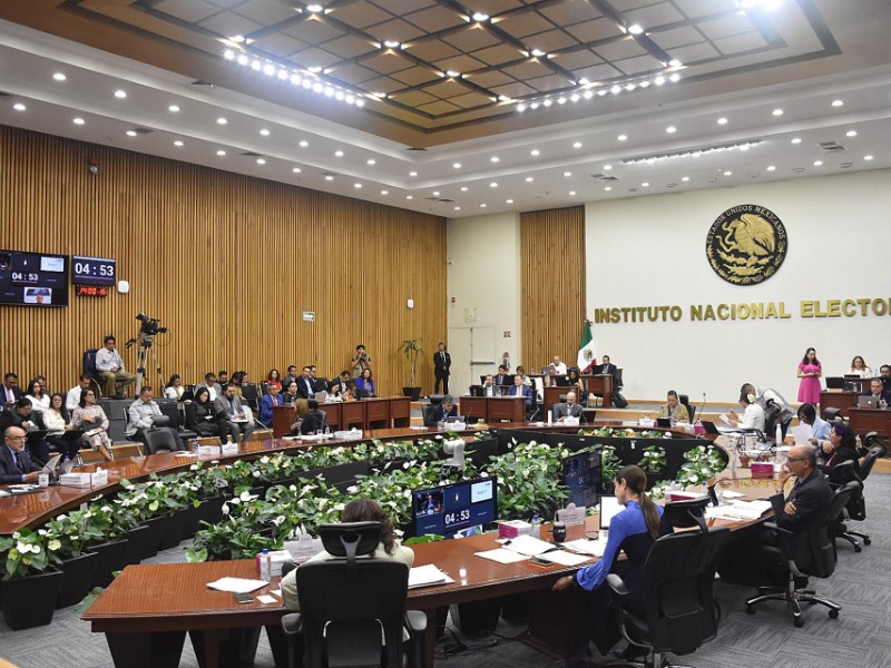INE impuso multas por irregularidades en elección judicial