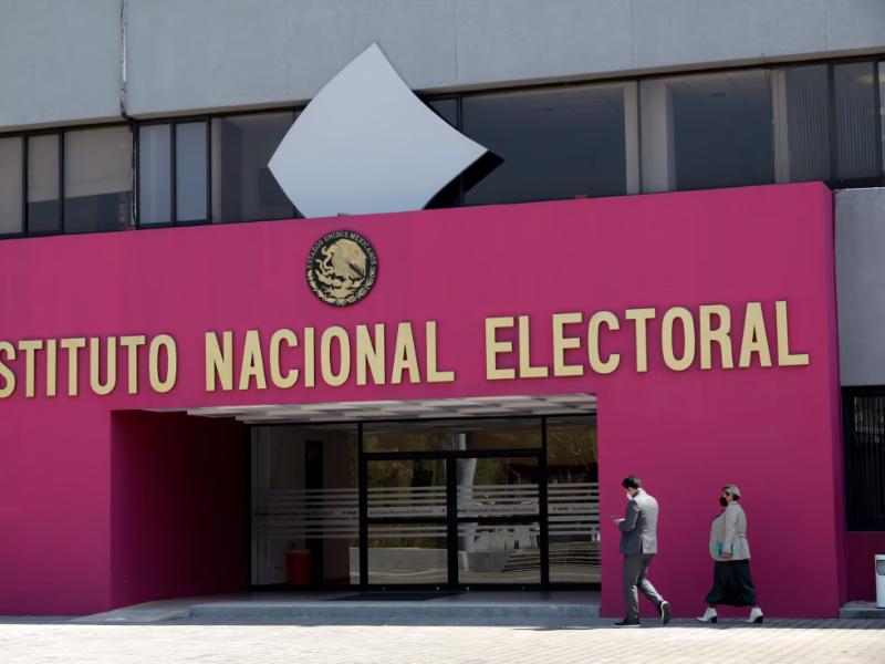 INE prepara elección de presidencia provisional, tras renuncia de Taddei