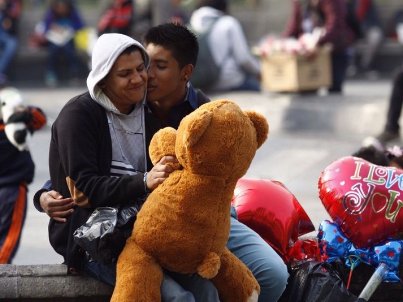 Infieles romperán el confinamiento para ver a sus amantes