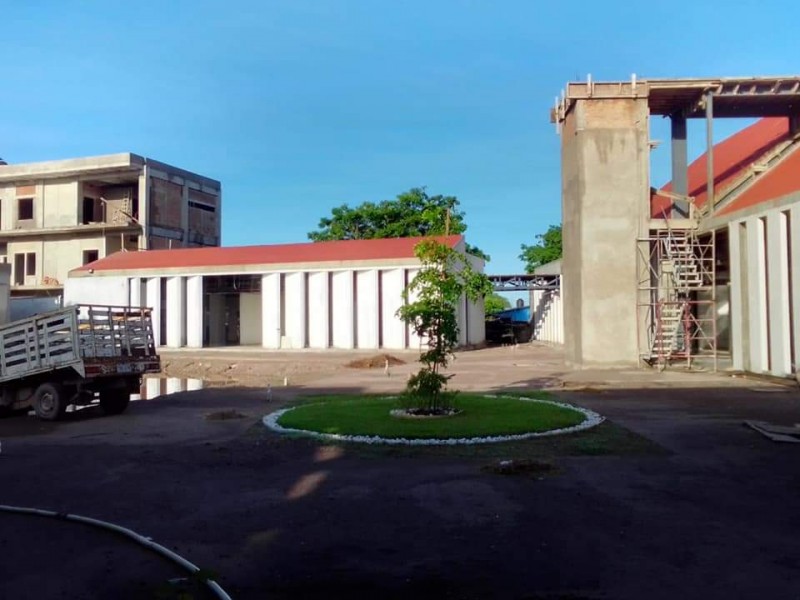 Ingeniería moderna salva de la inundaciónal Centro Comunitario Tuxpan