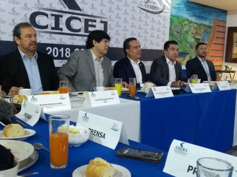 Ingenieros presentan perfiles para áreas de obras públicas