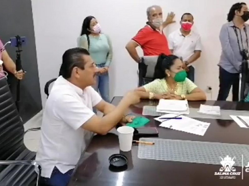 Ingobernabilidad en Salina Cruz, cabildo acéfalo por licencia de alcalde