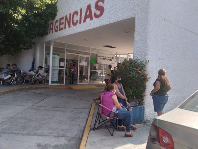 Ingresan dos mujeres al área Covid-19 de hospital general