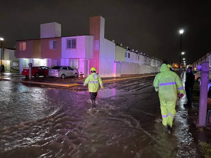 Ingreso de agua en 7 viviendas de Loarca en Querétaro