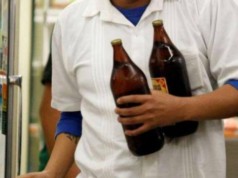 Inicia alcoholismo en edades tempranas