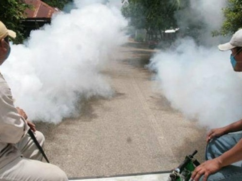 Inicia ciclo de fumigación contra el dengue