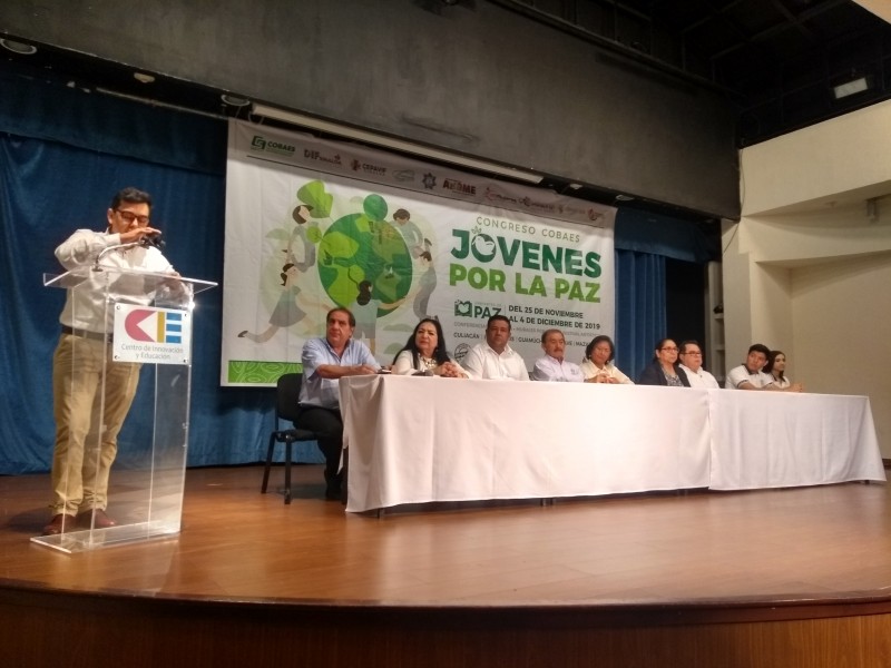 Inicia COBAES congreso 