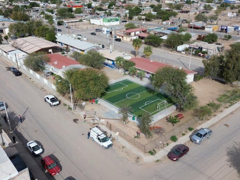 Inicia construcción de nueva barda en primaria “María Mendoza”