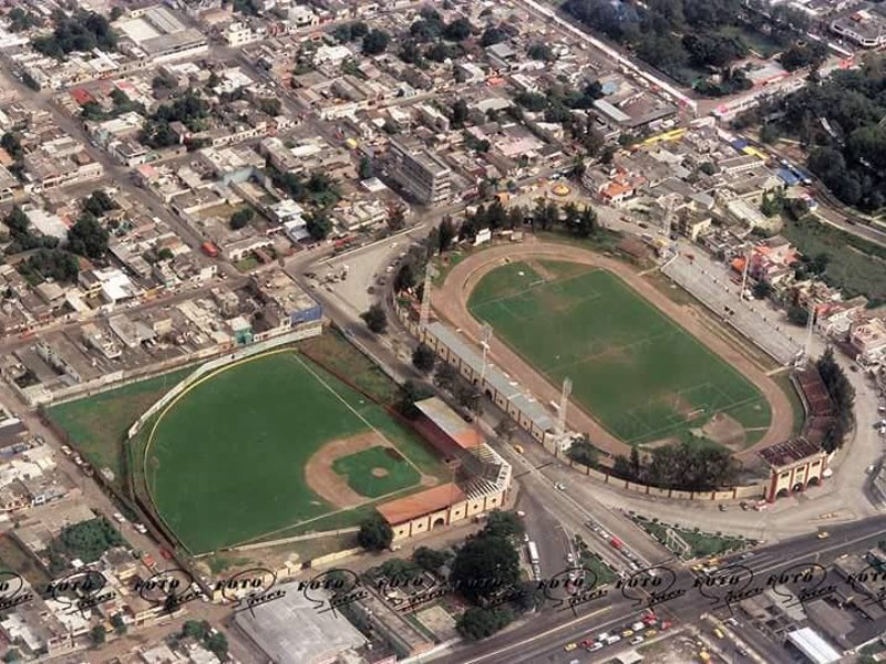 Inicia construcción del estadio Nicolás Álvarez Ortega