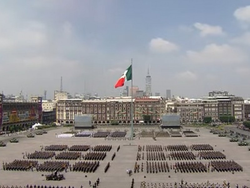 Inicia el desfile militar 2023 en la ciudad de México