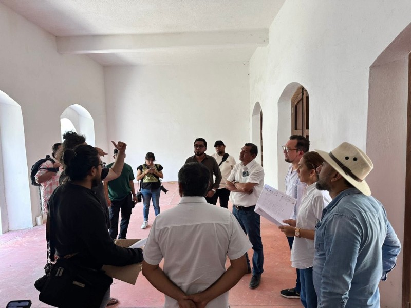 Inicia en septiembre restauración final del portal de los símbolos patrios