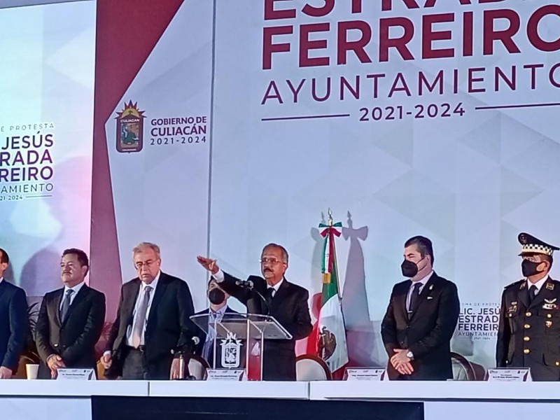 Inicia Estrada Ferreiro segundo mandato como alcalde de Culiacán