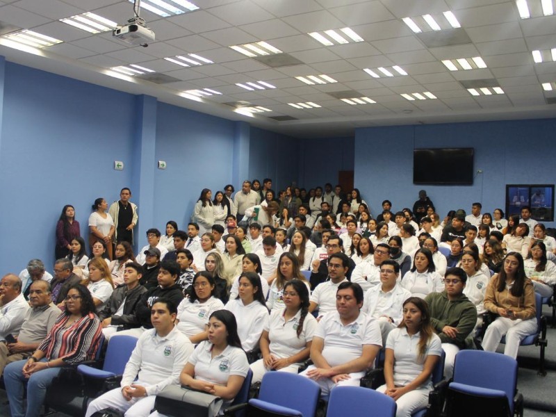 Inicia Hospital Aurelio Valdivieso ciclos clínicos de Preinternado 2025-2026