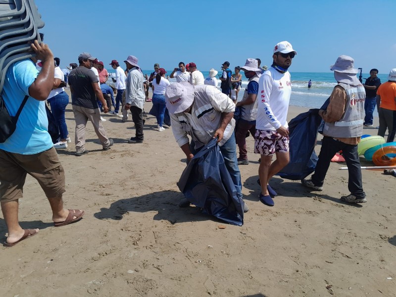 Inicia jornada de Limpieza de Playas en Tuxpan